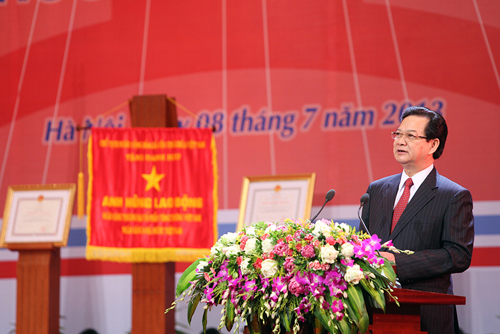 นายกฯมอบประกาศเกียรติคุณเป็นวีรชนแรงงานแก่VietinBank